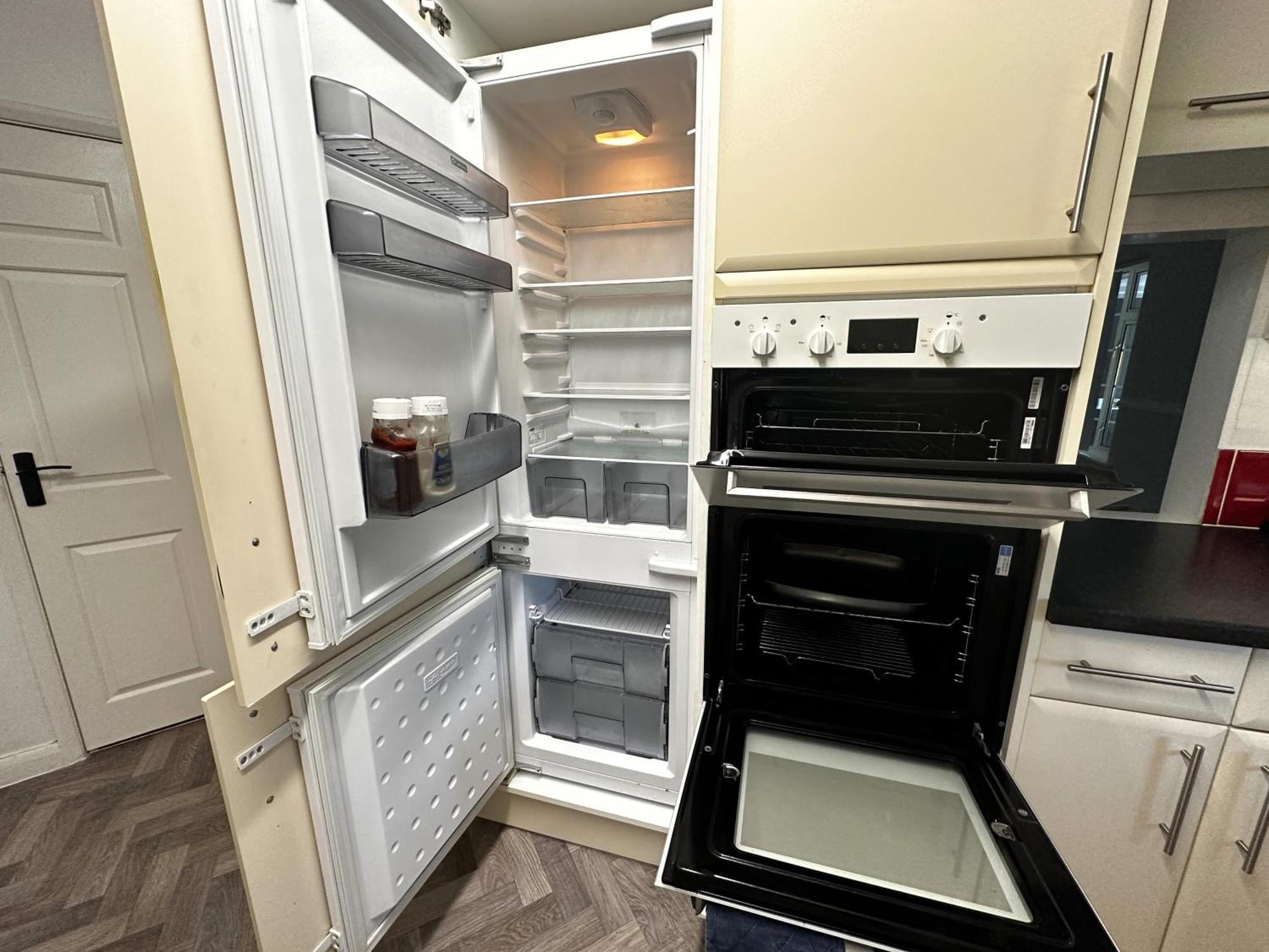 Kennedy Villa - 5 Bedroom House With Hot Tub, Wifi, Free Parkings, Close To Bicester Village Esterno foto